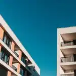 ¿Cada cuánto tiempo es aconsejable pintar la fachada de un edificio? 3 Cada cuánto tiempo es aconsejable pintar la fachada de un edificio