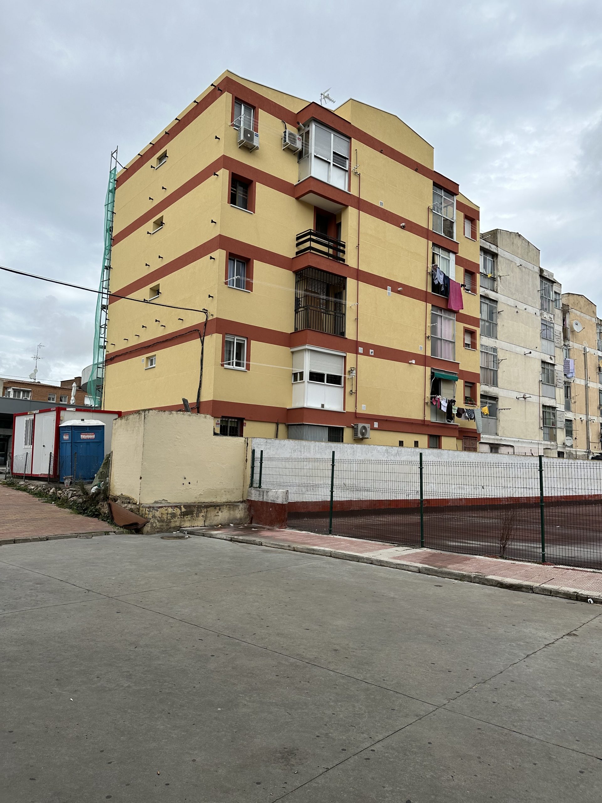 Aislamiento SATE Madrid 12 Fachada después de rehabilitación con sistema SATE en Madrid